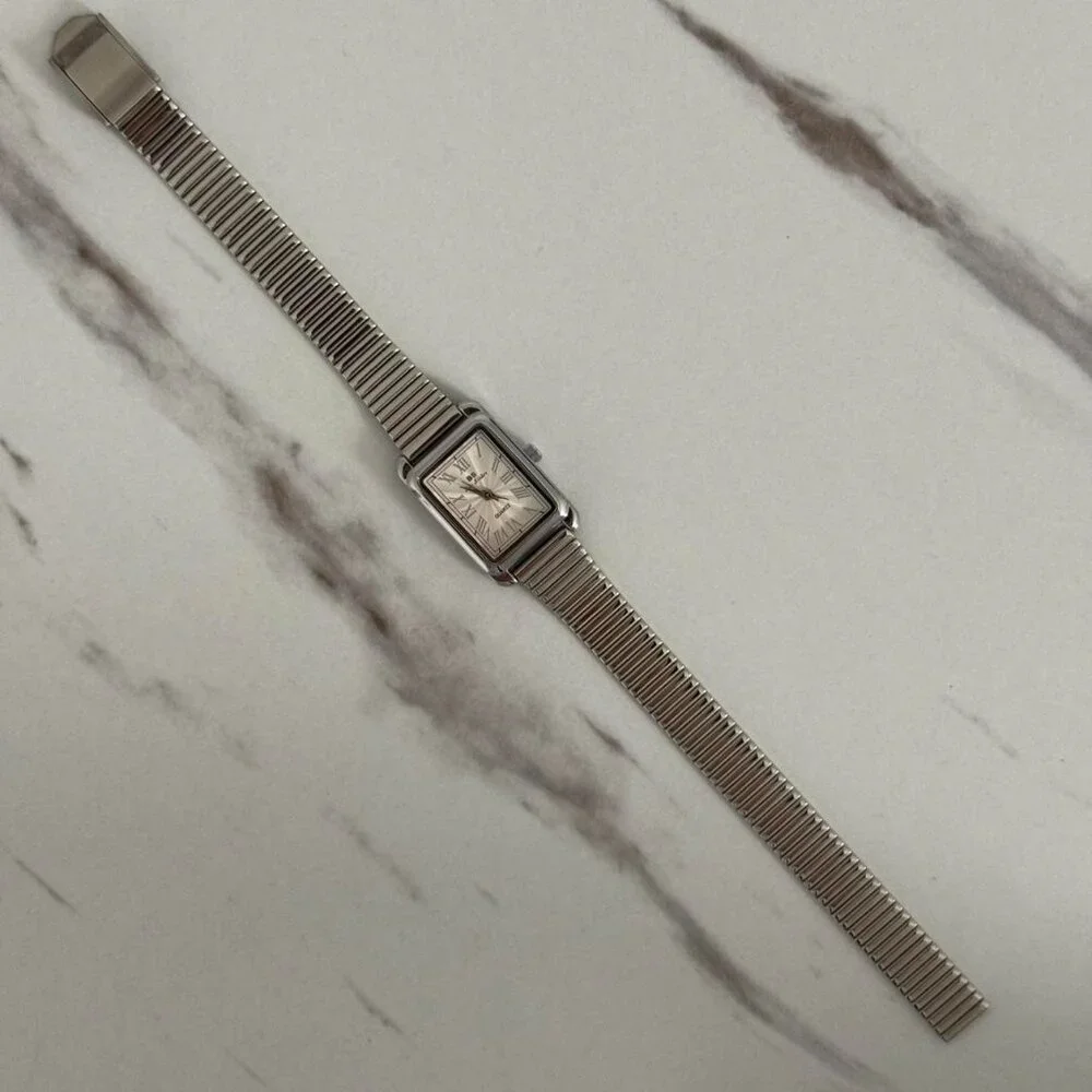 Sku:0340 Silver white dial Women Casual Quartz Watch Stainless‎ Steel +gift box